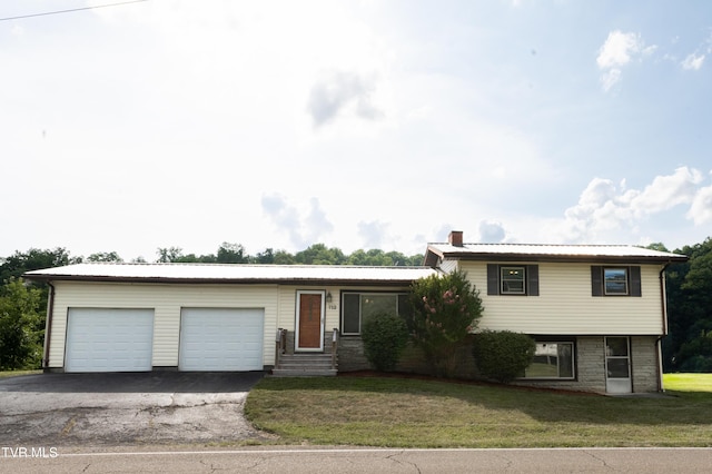712 Old Elizabethton Hwy, Bluff City, TN 37618 - photo 1