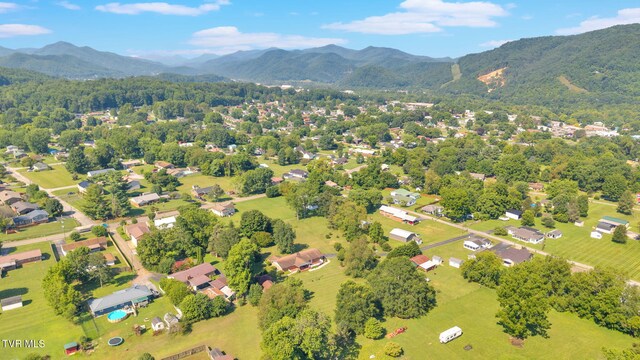 130 Smith Ave, Erwin, TN 37650 - photo 47