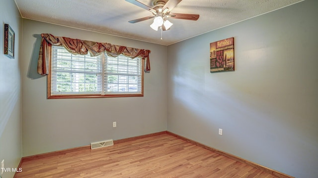 366 E Carters Valley Rd, Kingsport, TN 37660 - photo 30