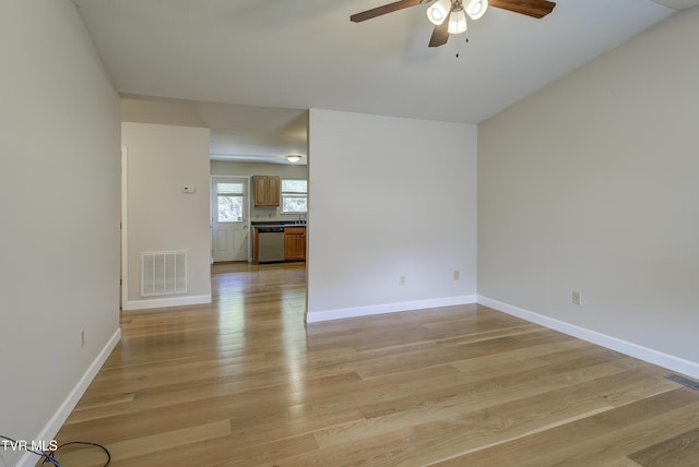 312 Haley Cir Unit 312, Gray, TN 37615 - photo 7