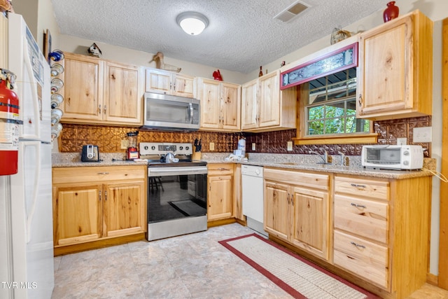 2025 Ridgecrest Loop Ln, Sevierville, TN 37876 - photo 28