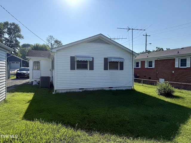933 Walker St, Elizabethton, TN 37643 - photo 3