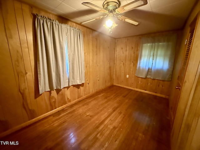 933 Walker St, Elizabethton, TN 37643 - photo 11