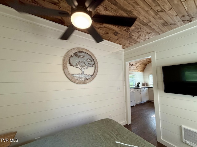 672 Stage Coach Loop, Mountain City, TN 37683 - photo 6
