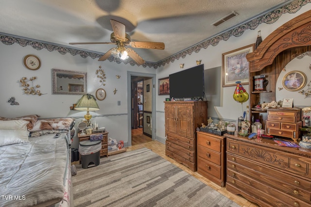 1026 Robertson St, Kingsport, TN 37660 - photo 9