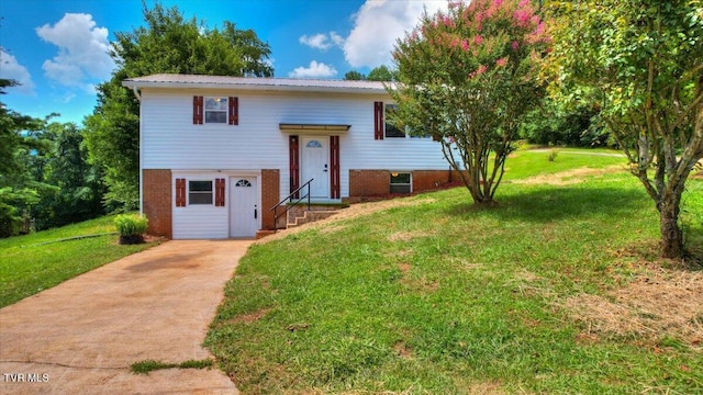 109 Pinnacle Dr, Elizabethton, TN 37643 - photo 1