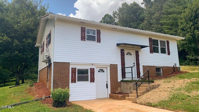 109 Pinnacle Dr, Elizabethton, TN 37643 - photo 2