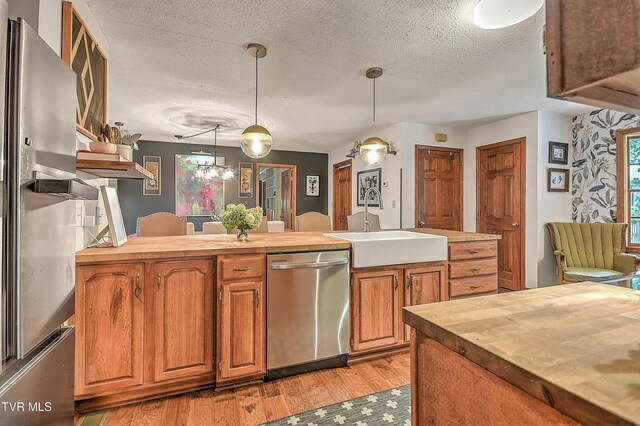 203 Fairfield Dr, Bristol, TN 37620 - photo 29