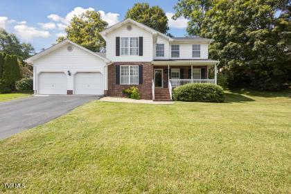203 Autumn Dr, Bristol, VA 24201 - photo 1