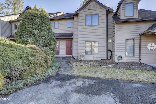 261 Willowbend Pl, Kingsport, TN 37660 - photo 2