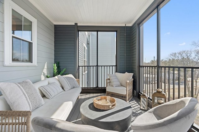 view of sunroom / solarium