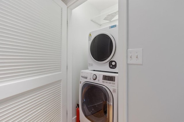 16 Miner St Unit 506, Boston, MA 02215 - laundry area with stacked washing machine and dryer