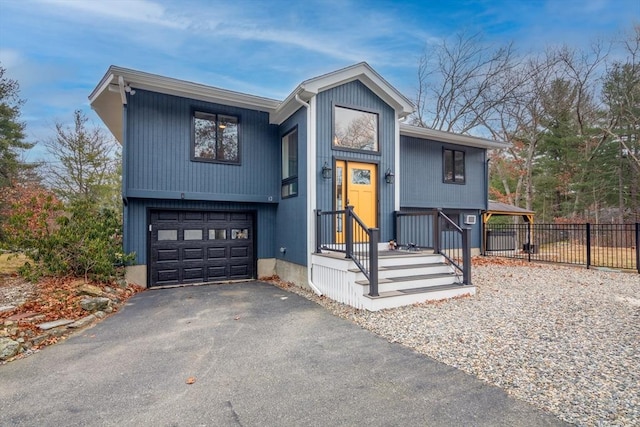 view of front facade featuring a garage