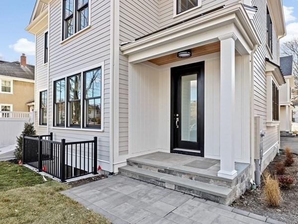 32 Kingsbury St Unit 1, Wellesley, MA 02481 - doorway to property