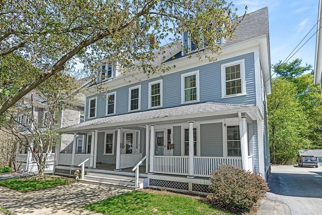 view of front facade with a porch