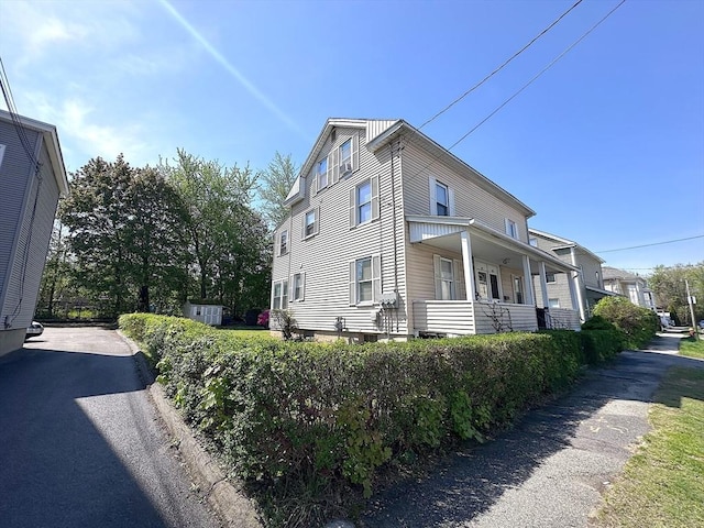 view of side of home