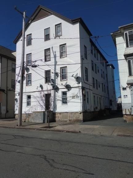 239 Sawyer St, New Bedford, MA 02746 - view of property