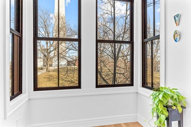 room details featuring baseboards