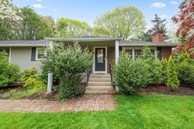 6 Birch Ln, Shrewsbury, MA 01545 - view of front of property with a chimney