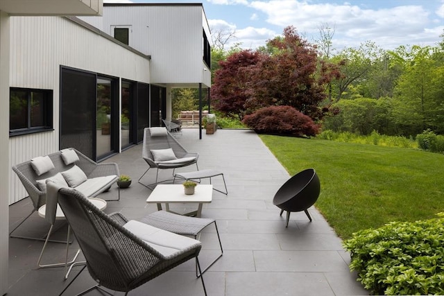 view of patio / terrace featuring an outdoor living space