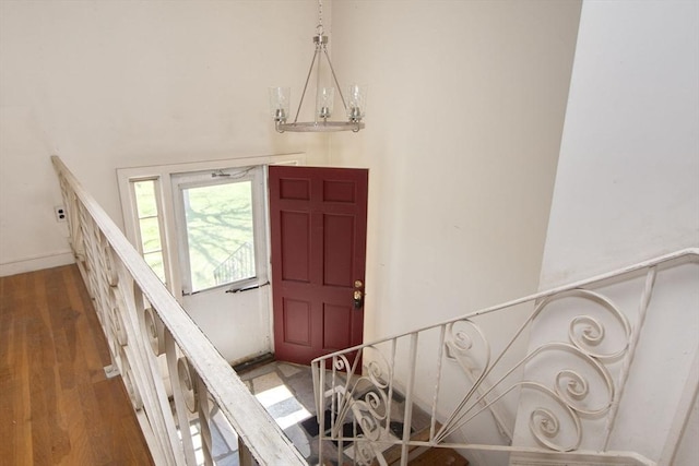 entryway featuring wood finished floors
