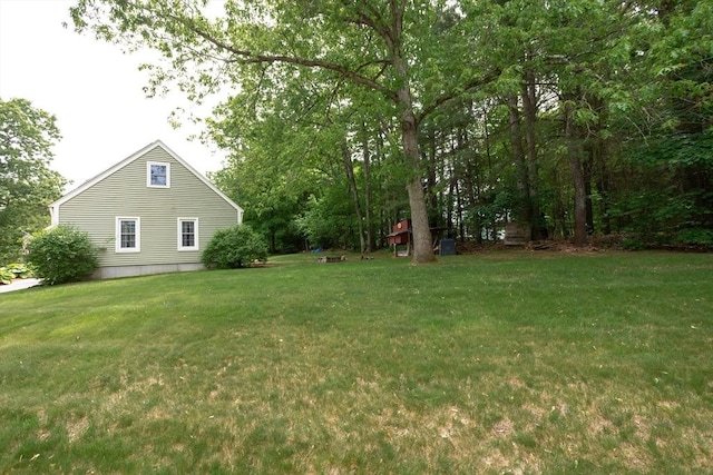 18 Oakwind Holw, Leominster, MA 01453 - view of green lawn