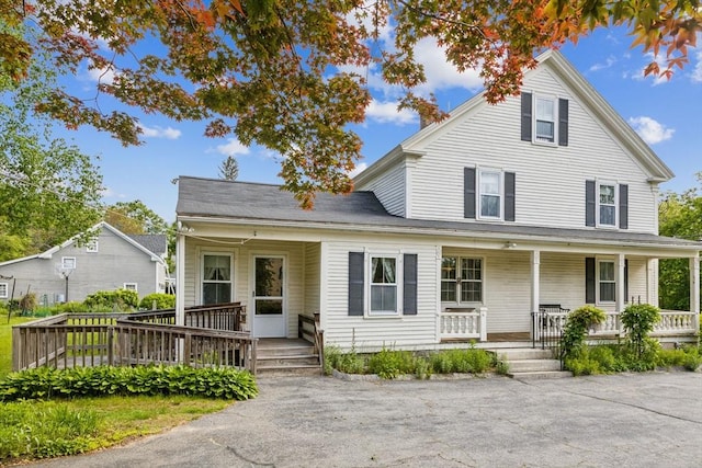 197-199 Main St, Chelmsford, MA 01863 - view of front facade with covered porch