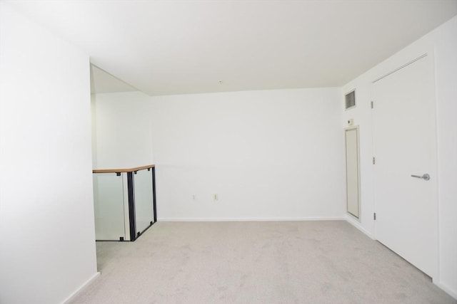 1 Earhart St Unit 320, Cambridge, MA 02141 - empty room featuring light carpet