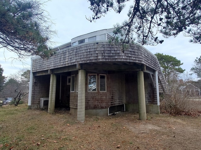 view of home's exterior