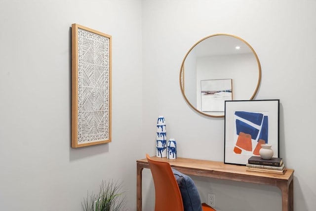 10 Somerset Unit 201, Winthrop, MA 02152 - office with built in study area