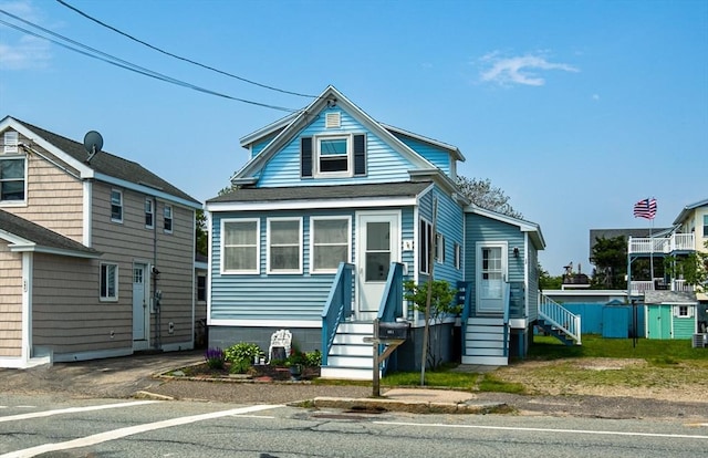401 N End Blvd, Salisbury, MA 01952 - view of front of property featuring entry steps
