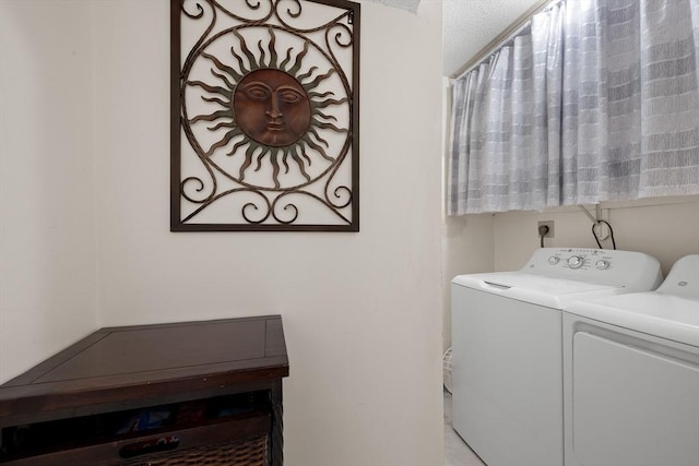 15 Roundhouse Rd Unit 15, Bourne, MA 02532 - laundry room featuring washing machine and clothes dryer