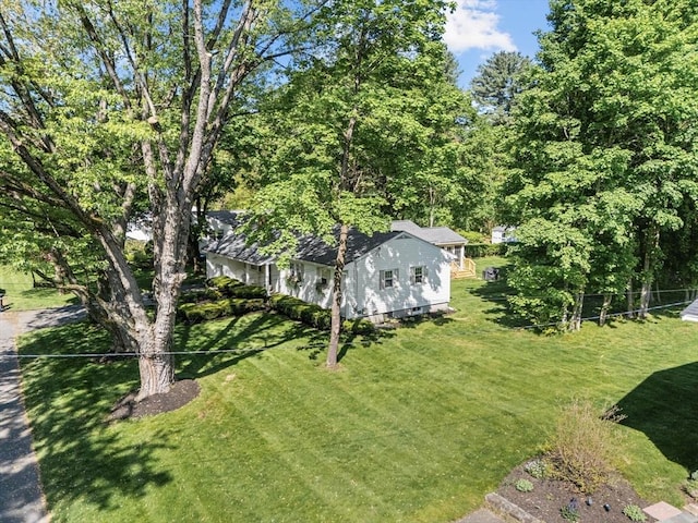 view of grassy yard