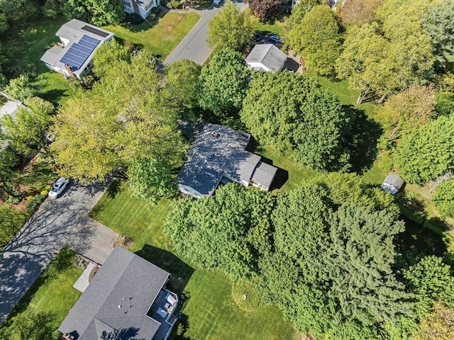aerial view of property and surrounding area