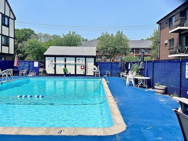 151 Bittersweet Ln Unit 208, Randolph, MA 02368 - view of community pool