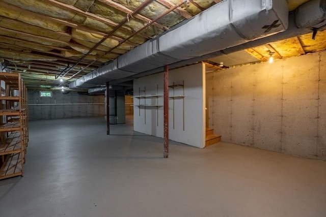 43 Blossom Sq Unit 43, Holden, MA 01520 - below grade area with stairway