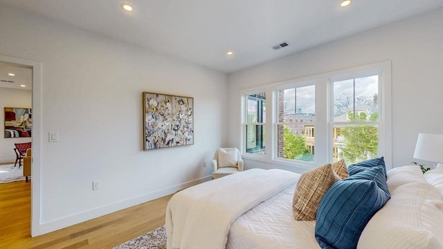 140 Columbia St Unit 2, Brookline, MA 02446 - bedroom featuring recessed lighting, light wood-style floors, and baseboards