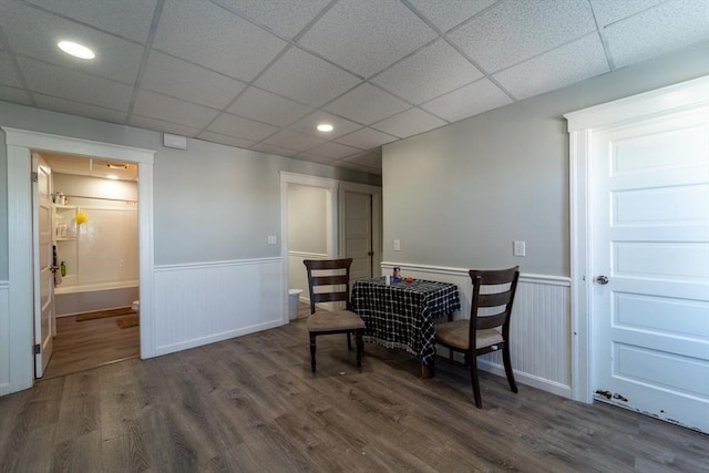 living area with dark hardwood / wood-style flooring