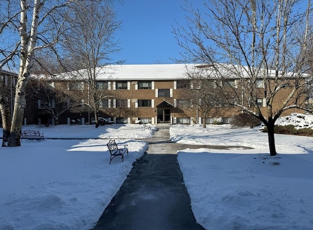 view of front facade