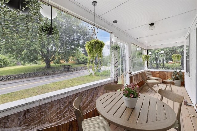 486 Franklin St, Reading, MA 01867 - view of sunroom