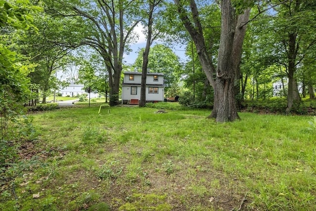 486 Franklin St, Reading, MA 01867 - view of yard