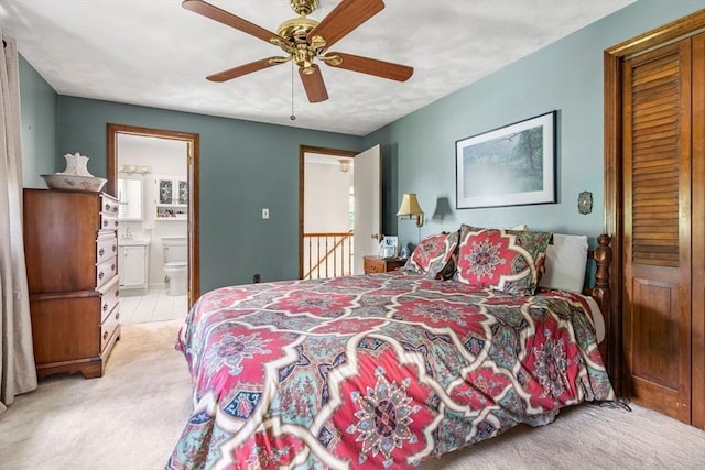 5 Hansen Ave, Burlington, MA 01803 - bedroom featuring light carpet, connected bathroom, ceiling fan, and a closet