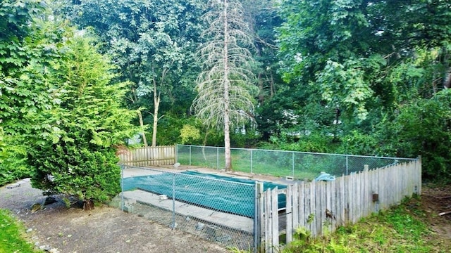 9 Brooks Rd, Sudbury, MA 01776 - view of swimming pool featuring a fenced in pool and fence
