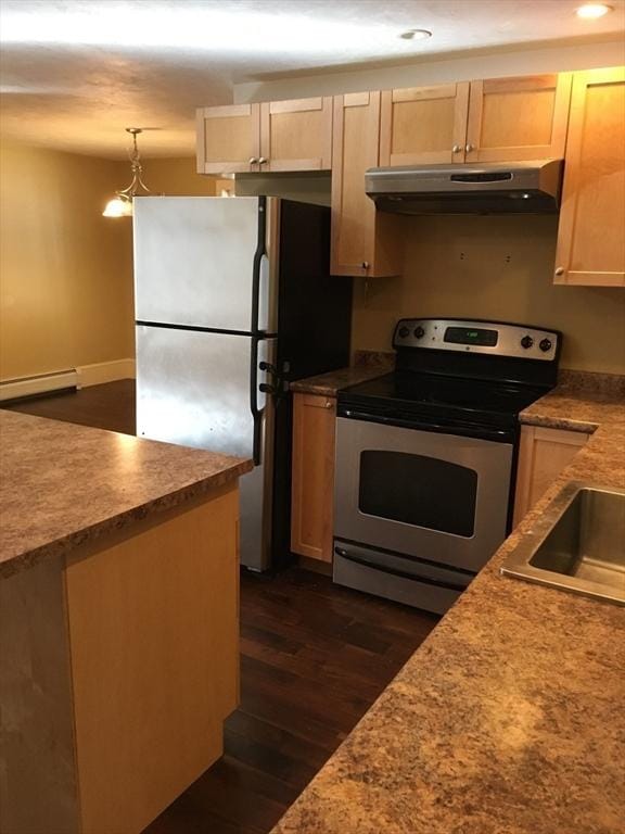 697 Main St, Shrewsbury, MA 01545 - kitchen featuring stainless steel appliances, under cabinet range hood, baseboard heating, dark wood finished floors, and hanging light fixtures