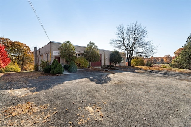 view of front of property