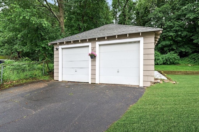47 Moffatt Rd, Salem, MA 01970 - view of detached garage