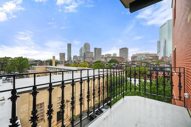 2 Clarendon St Unit 510, Boston, MA 02116 - balcony with a skyline view