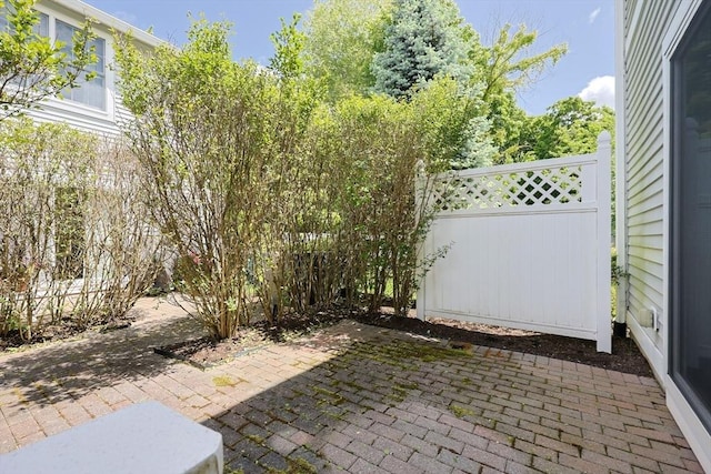 140 Commonwealth Ave Unit 38, North Attleboro, MA 02763 - view of patio
