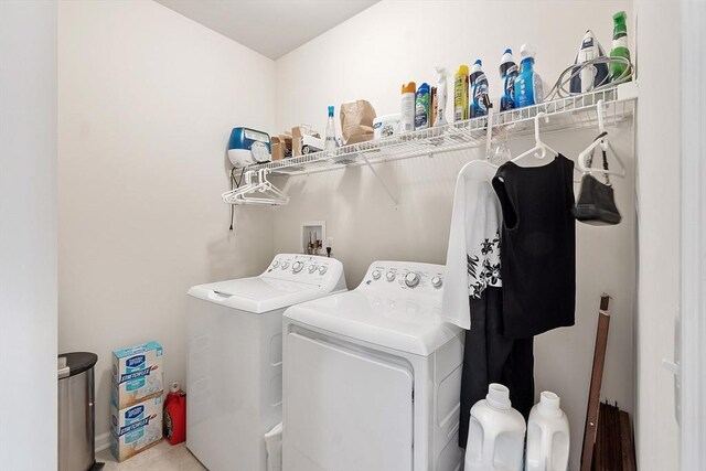 123 Skyline Dr Unit 123, Acton, MA 01720 - laundry room with washer and clothes dryer