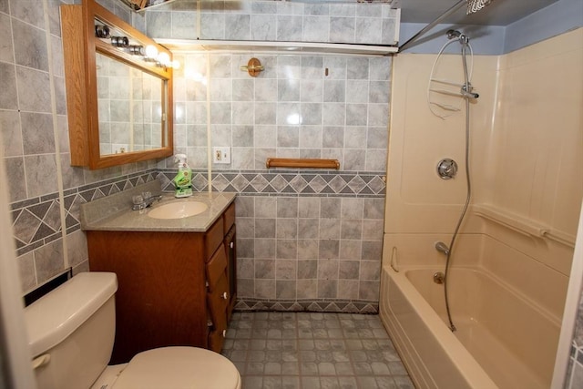 166 Fairview Ave, Rehoboth, MA 02769 - full bathroom with toilet, tile walls, vanity, and bathing tub / shower combination